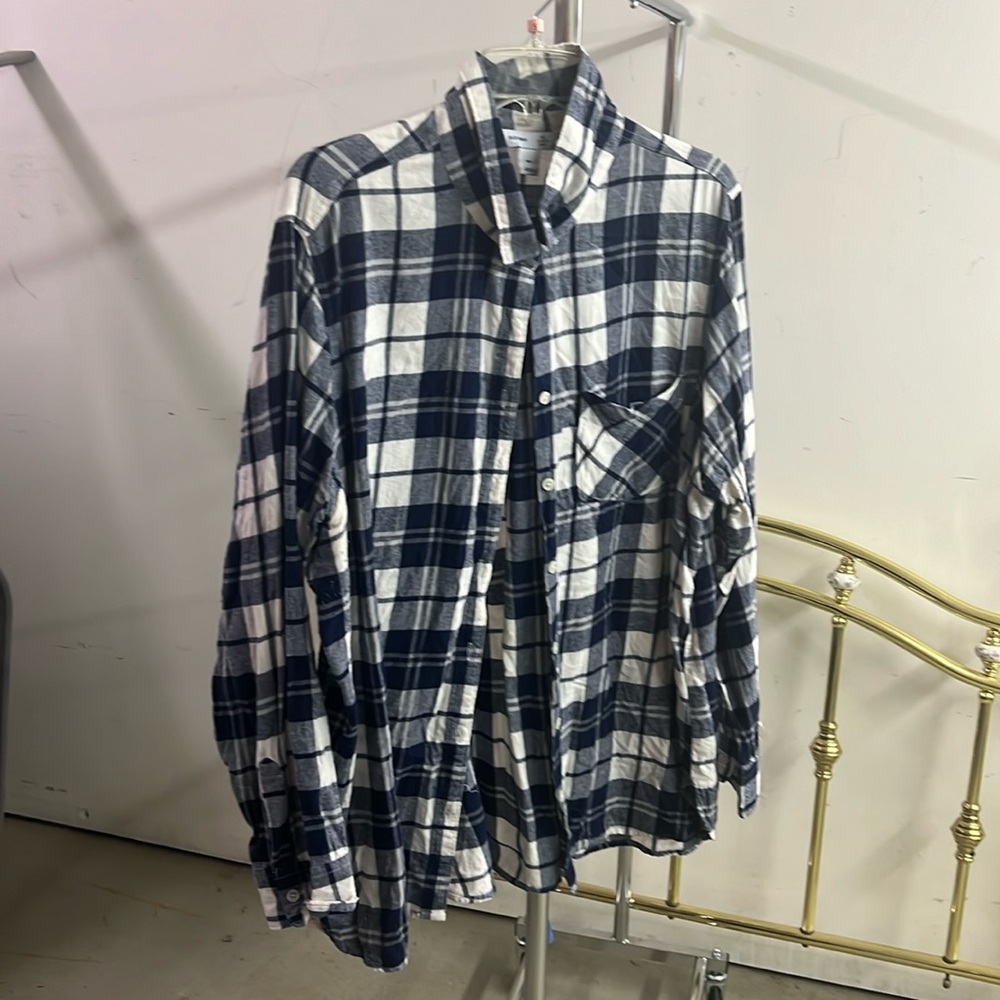 PLAID BUTTON DOWN